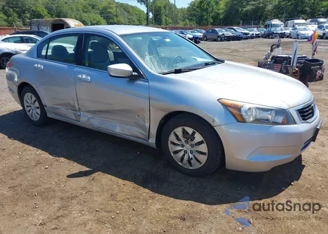 2008 Honda Accord 2.4 Lx from USA, damaged, VIN 1HGCP263X8A150372